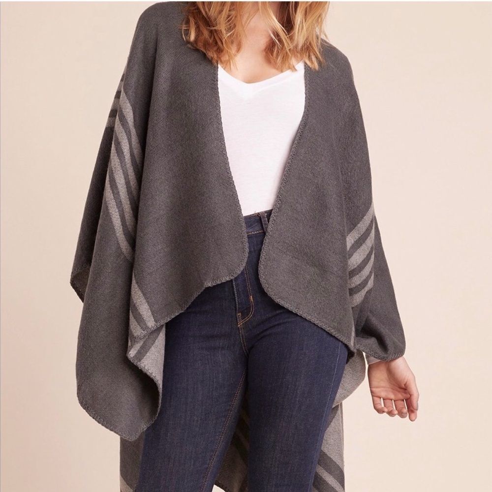 BB DAKOTA | NEW Gray Striped Poncho Shawl One Size Fits All